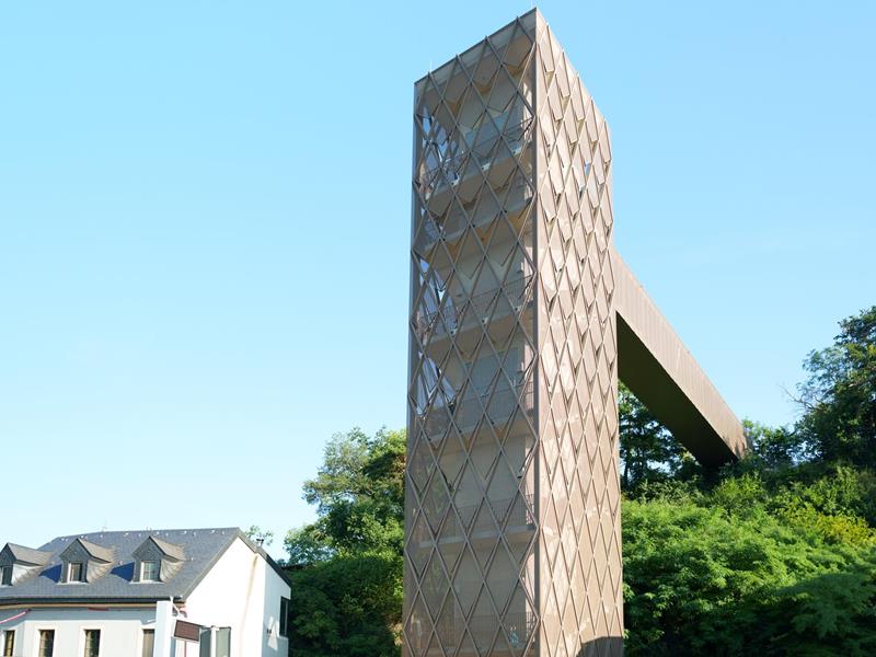 Projekt abgeschlossen: Fassadenelemente für den Ascenseur Holleschberg